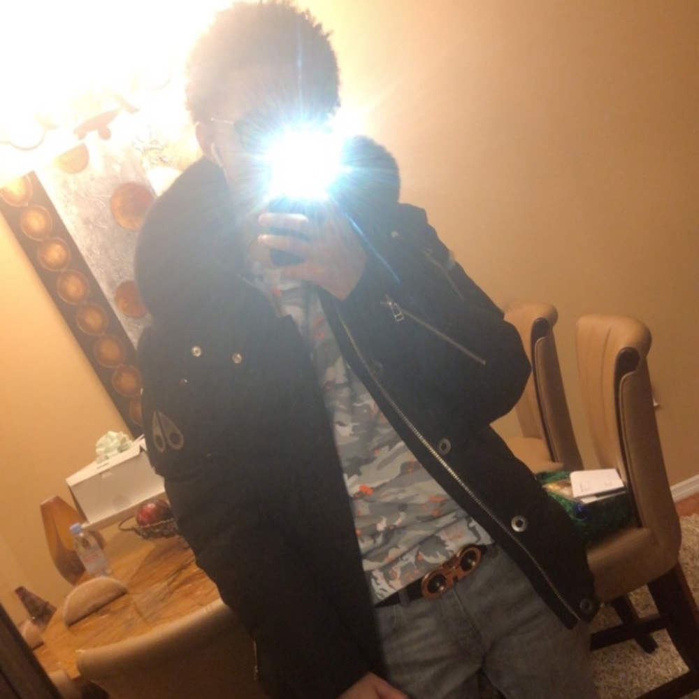 Meet your Posher, Duval